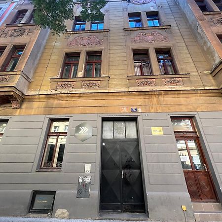 Hostel Do-Re-Mi Praha Eksteriør bilde